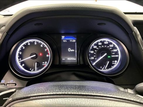 Used 2024 Toyota Camry SE image 13