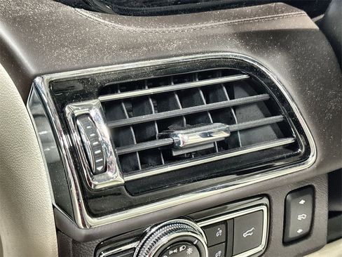 Used 2020 Lincoln Navigator Black Label w/ Cargo Convenience Package image 15