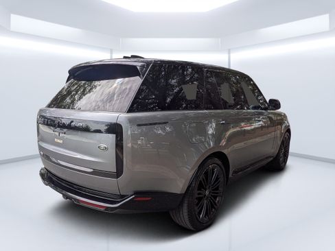 Used 2023 Land Rover Range Rover SE AWD/4WD image 38