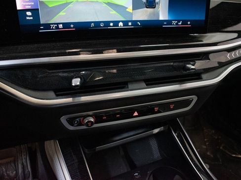 Certified 2024 BMW X5 xDrive40i w/ M Sport Package image 18