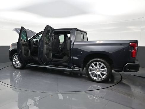Used 2024 Chevrolet Silverado 1500 High Country w/ High Country Premium Package AWD/4WD image 32