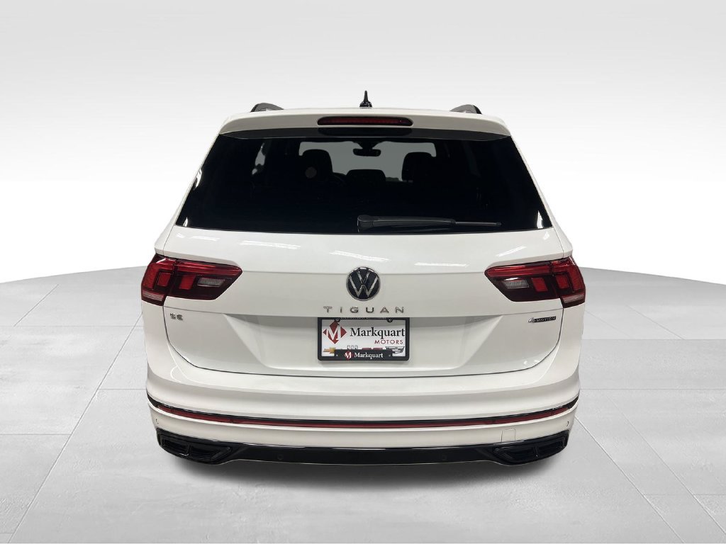 Used 2024 Volkswagen Tiguan SE R-Line AWD/4WD image 7