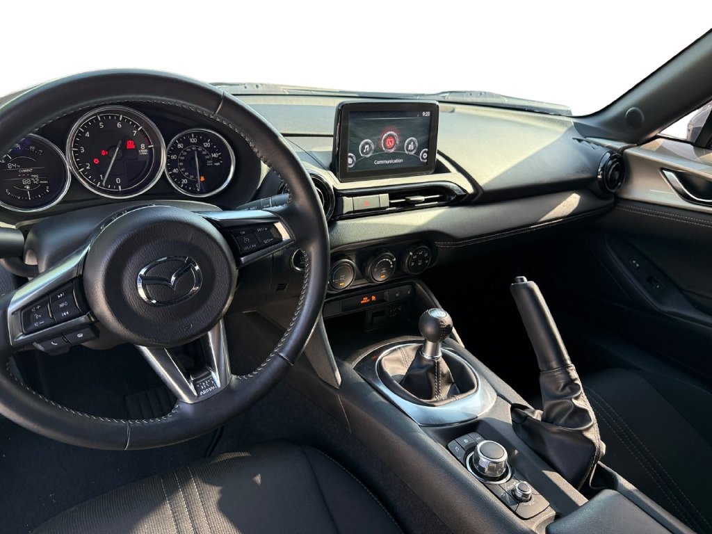 Certified 2022 MAZDA MX-5 Miata Club RWD image 15