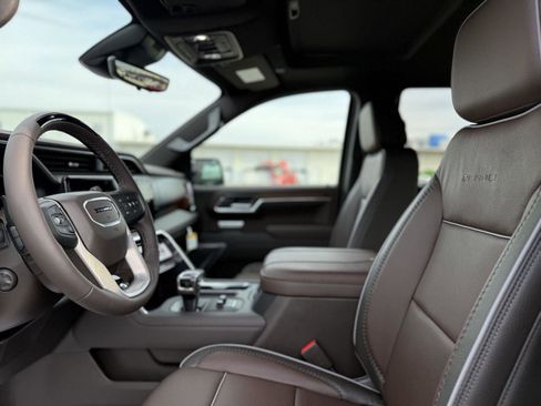 New 2026 GMC Sierra 1500 Denali w/ Technology Package image 12