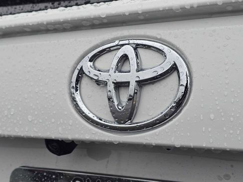 Certified 2025 Toyota RAV4 XLE image 17