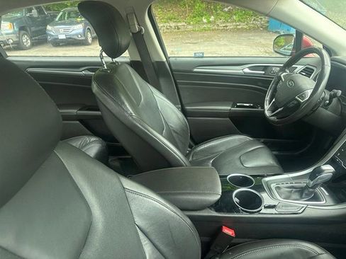 Used 2013 Ford Fusion Titanium w/ Titanium Driver Assist Pkg AWD/4WD image 5