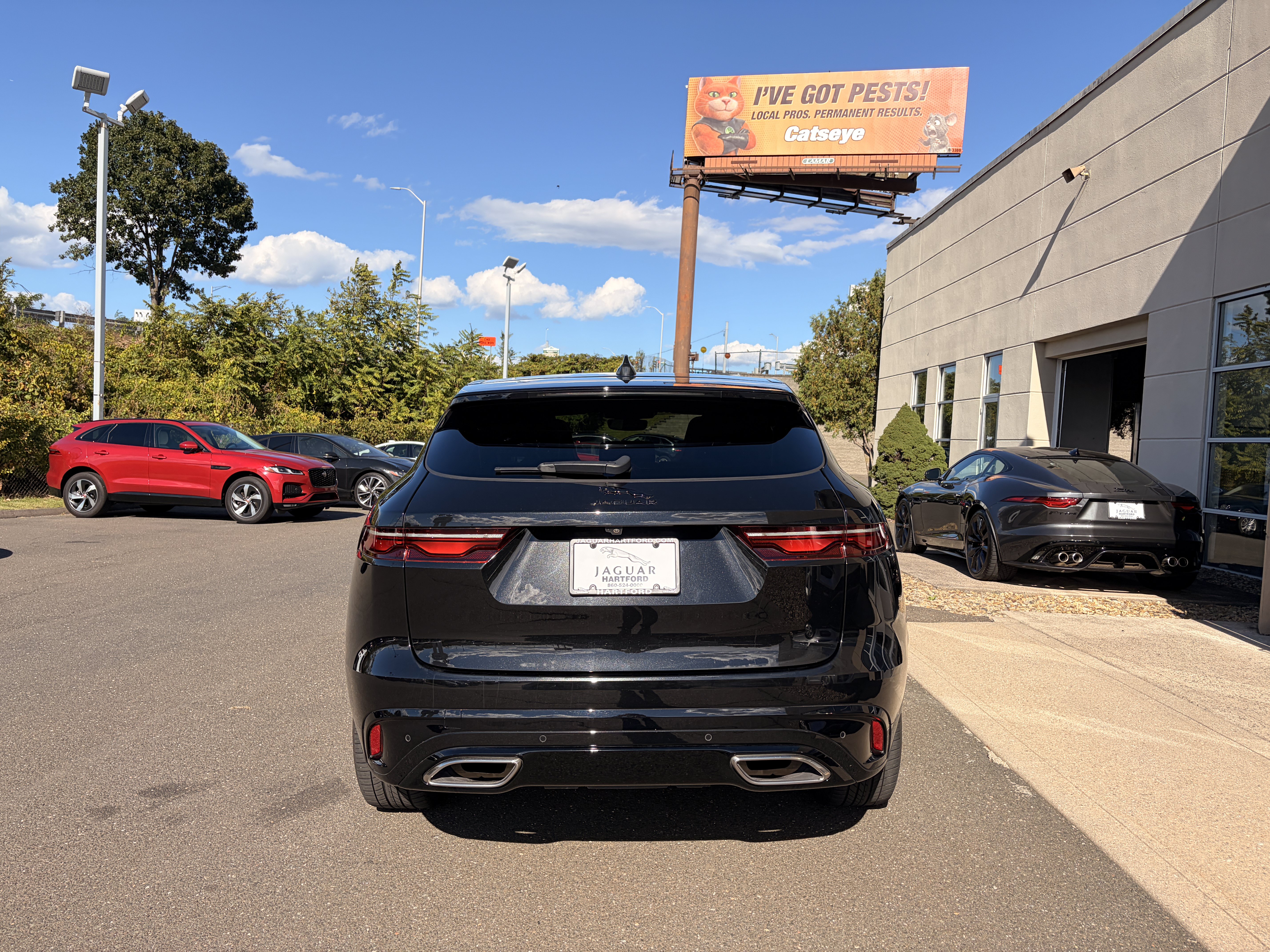 Used 2024 Jaguar F-PACE R-Dynamic S AWD/4WD image 8