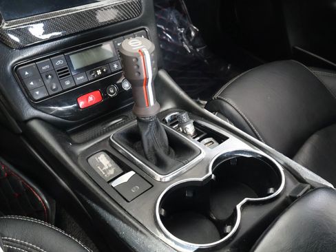 Used 2012 Maserati GranTurismo MC RWD image 29