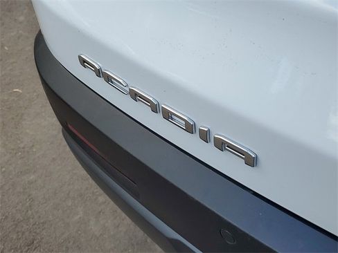 Used 2022 GMC Acadia AT4 w/ Technology Package image 29