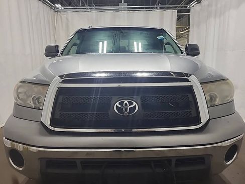 Used 2010 Toyota Tundra 4x4 Double Cab image 2
