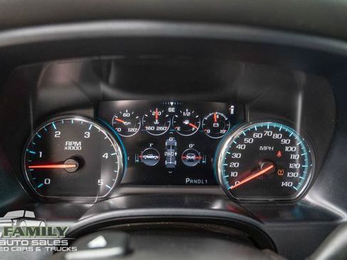 Used 2019 GMC Sierra 2500 Denali w/ Duramax Plus Package AWD/4WD image 19