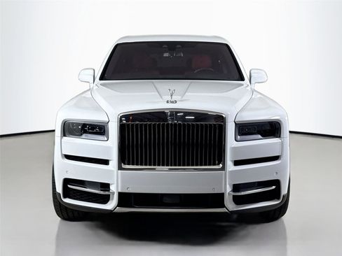 Used 2024 Rolls-Royce Cullinan image 12