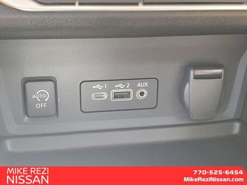 New 2025 Nissan Sentra SV w/ SV Premium Package image 18