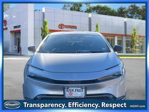 Certified 2023 Toyota Prius XLE image 2
