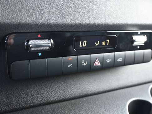 Used 2023 Mercedes-Benz Sprinter 144 Cargo image 20