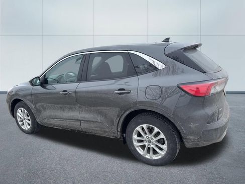 Used 2020 Ford Escape SE image 7