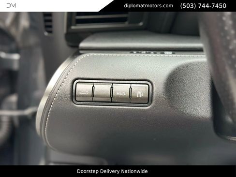 Used 2018 Lexus LC 500 Coupe image 32