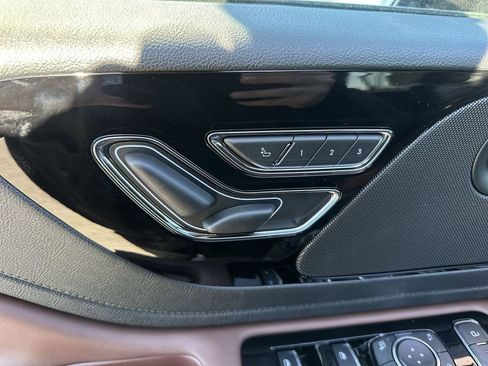 New 2026 Lincoln Aviator Reserve AWD/4WD image 12