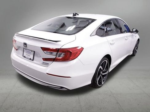 Used 2022 Honda Accord Sport image 6