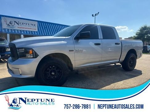 Used 2014 RAM 1500 Express AWD/4WD image 1