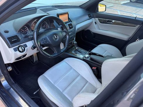 Used 2010 Mercedes-Benz C 63 AMG Sedan image 9