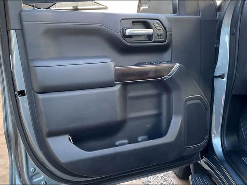 Used 2021 GMC Sierra 1500 SLT image 21