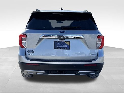 Certified 2023 Ford Explorer XLT w/ Equipment Group 202A image 7