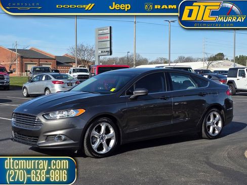 Used 2016 Ford Fusion S w/ Equipment Group 101A image 2