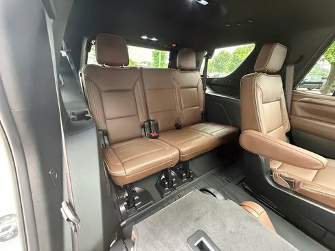 Used 2024 Chevrolet Tahoe High Country AWD/4WD image 30
