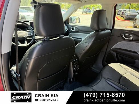 Used 2022 Jeep Compass Latitude AWD/4WD image 25