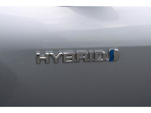 Used 2021 Toyota Highlander XLE AWD/4WD image 38