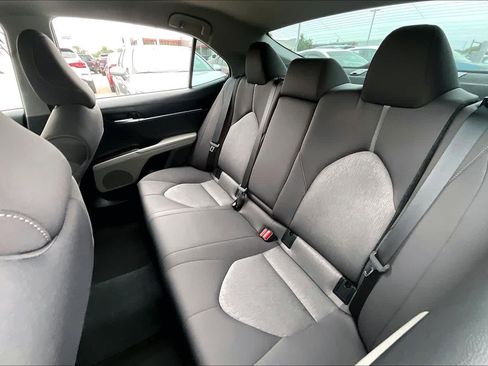 Used 2024 Toyota Camry LE FWD image 19