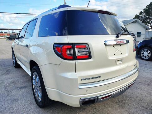 Used 2013 GMC Acadia Denali image 6