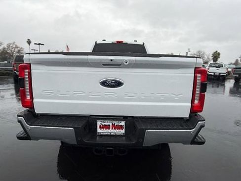 New 2026 Ford F250 Lariat w/ Chrome Package image 5