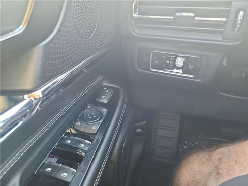 New 2026 Lincoln Corsair Premiere image 28