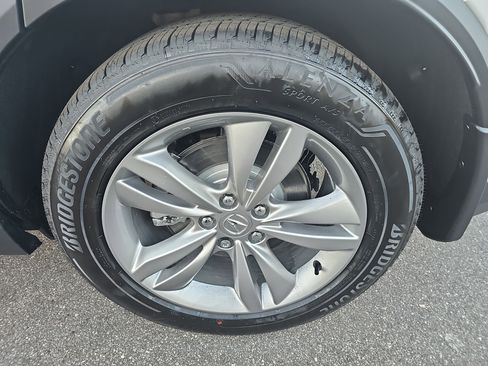 New 2026 Acura MDX SH-AWD image 32