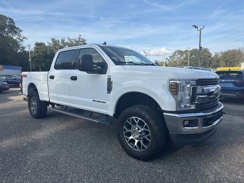 Used 2019 Ford F250 XLT w/ XLT Value Package image 1