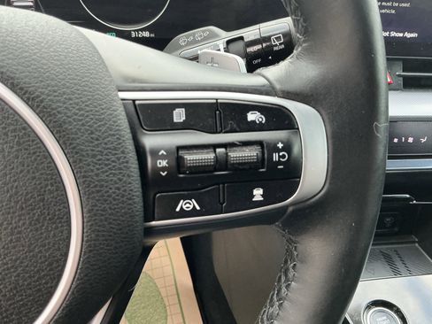 Certified 2023 Kia Sportage SX Prestige AWD/4WD image 18