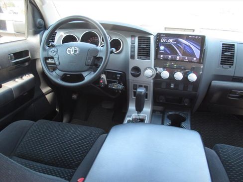 Used 2013 Toyota Tundra 2WD CrewMax w/ SR5 Pkg image 13