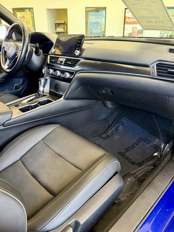 Used 2021 Honda Accord Sport image 12