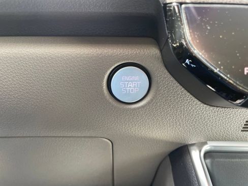 New 2026 Kia Carnival EX FWD image 23