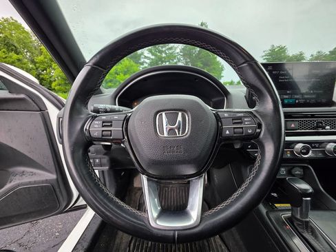 Used 2022 Honda Civic Sport Touring image 10