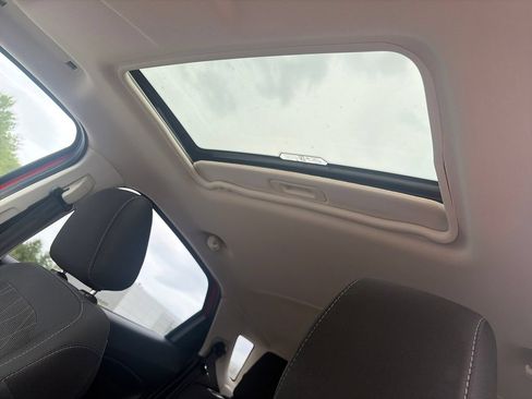 Used 2021 Ford EcoSport SE FWD image 21