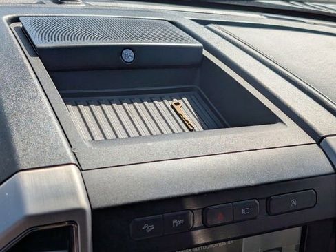 Used 2018 Ford F150 Platinum w/ Equipment Group 701A Luxury image 28