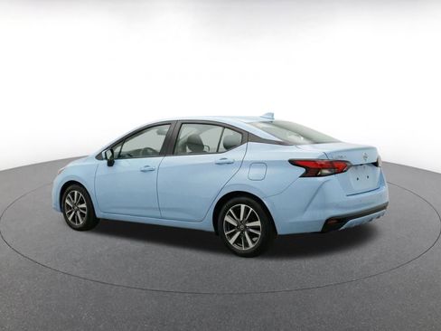 Used 2025 Nissan Versa SV image 11