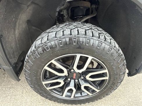 Used 2020 GMC Sierra 1500 AT4 w/ AT4 Premium Package AWD/4WD image 16