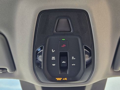 Certified 2025 Audi Q5 Prestige image 33