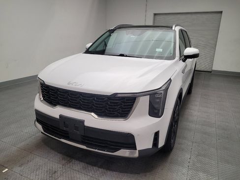 Used 2024 Kia Sorento S w/ Panoramic Sunroof Package FWD image 15