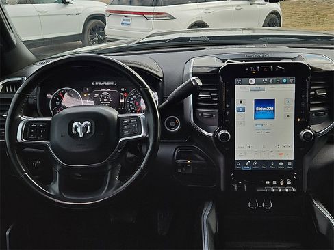 Used 2022 RAM 3500 Laramie w/ Night Edition image 20