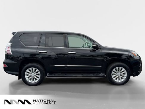 Used 2016 Lexus GX 460 w/ Premium Package AWD/4WD image 6
